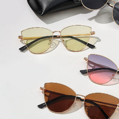 Retro Cat Eye Sunglasses