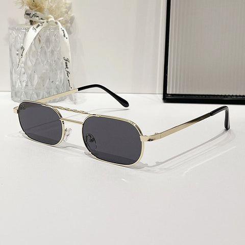 Fashionable Rectangle Sunglasses