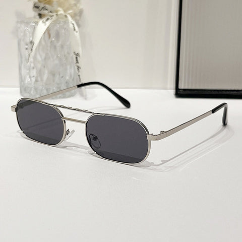 Fashionable Rectangle Sunglasses